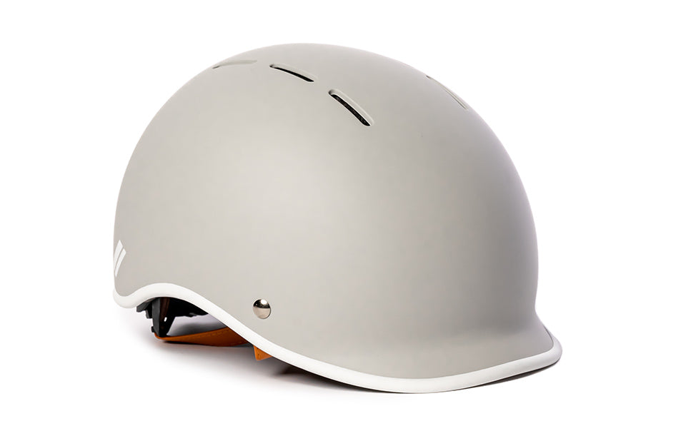 Space outlet bike helmet